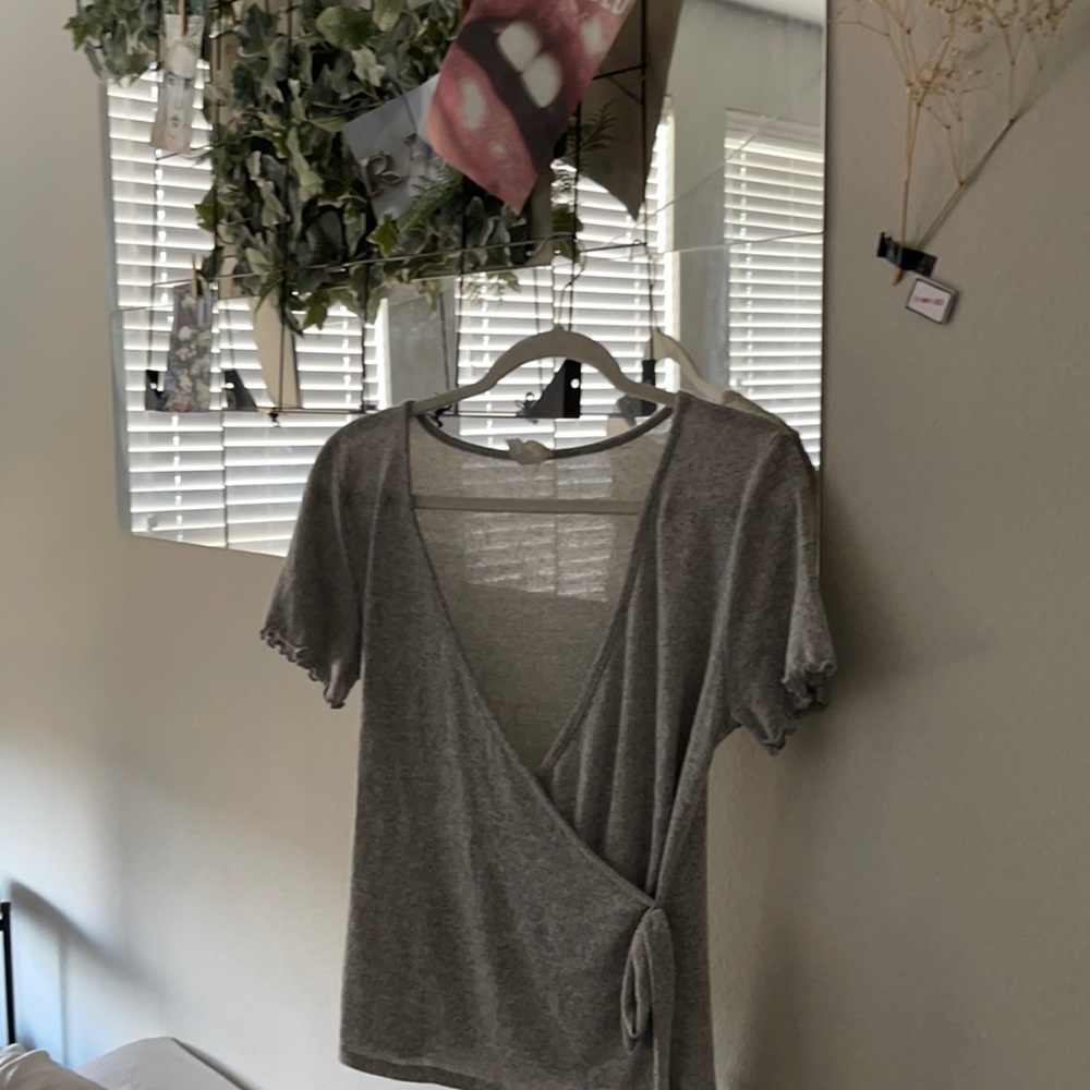 GRAY WRAP BLOUSE